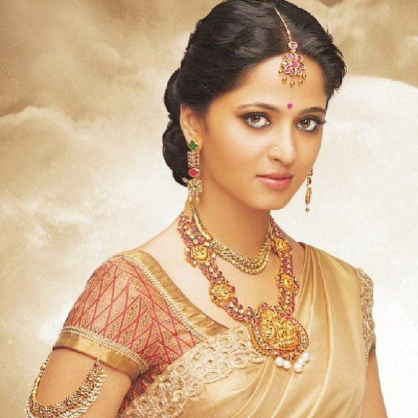 安努舒卡·謝蒂在電影《巴霍巴利王2》中飾演公主