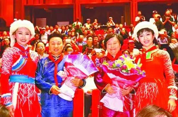 還記得暴雪中保護集體羊群致殘的英雄姐妹嗎，後來她們怎麼樣？