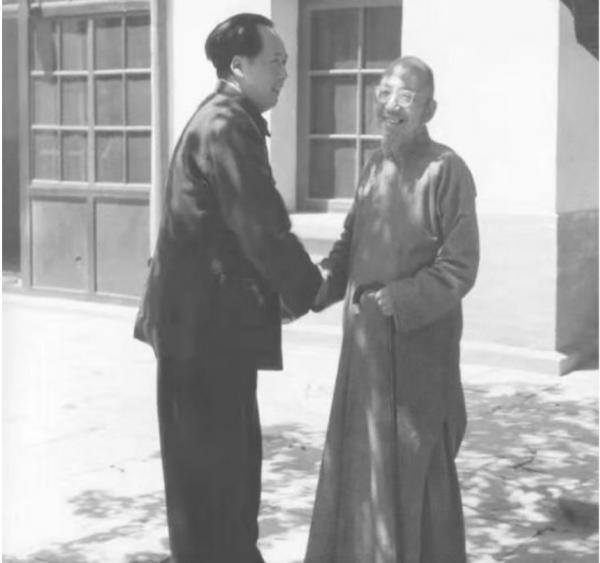 解放天津前夕,一老人為毛主席獻策:先武攻天津衛,後文取北平城 解放天津前夕,一老人為毛主席獻策:先武攻天津衛,後文取北平城