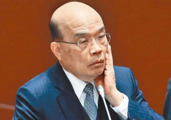 以轟炸機對殲擊機，我軍兩小時逼退來犯外機，飛行員：看誰不怕死