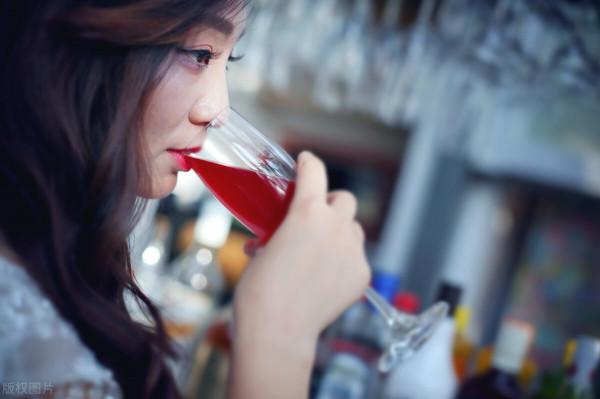 忠情忠的不只是感情,還有自己 忠情忠的不只是感情,還有自己