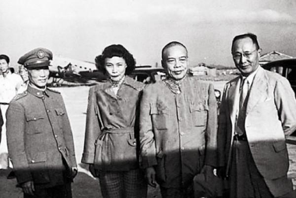 孔令俊招親:梳著大背頭、穿旗袍搭高跟鞋約會胡宗南,結果如何? 孔令俊招親:梳著大背頭、穿旗袍搭高跟鞋約會胡宗南,結果如何?