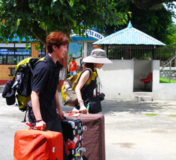 遠嫁中國的兩位“韓國媳婦”：蔡琳和秋瓷炫婚後境遇為何大不同？