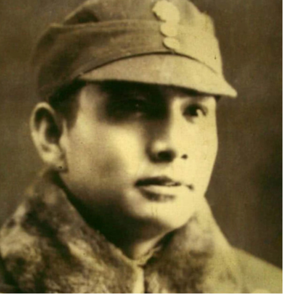 張靈甫被擊斃，陳毅徹查後發現報告中寫成自殺：我們這是騙毛主席