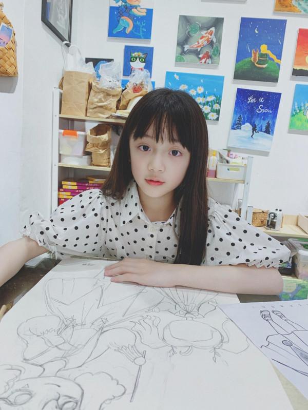 《三生三世十里桃花》開播五週年，“小應離”長大撞臉歐陽娜娜？