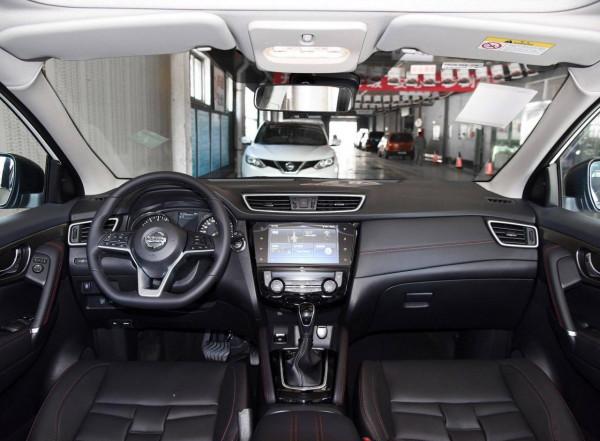 五大重磅“燃油車”，都有雙重“殺手鐧”，誰最符合國人的胃口？