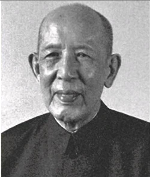 60年李正中同曹雲芳看望毛主席，閒聊中毛主席問：認得賀培真嗎？