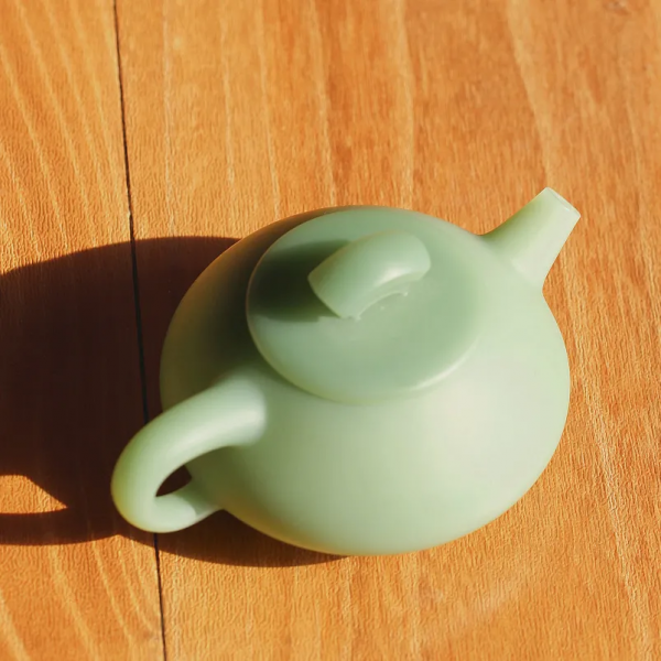 「凡刻」“問”一把石瓢玉“壺”