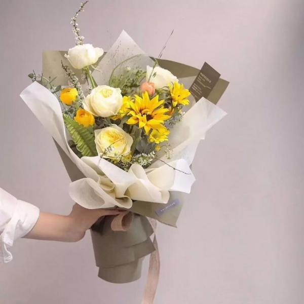 節日收到的花束，拿回家卻束手無策？手把手教你鮮花養護