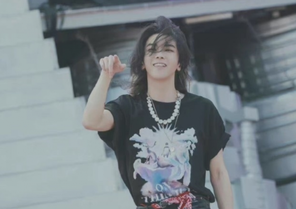 “假臉”大比拼?薛之謙變化大、羅志祥五官前後對比驚人 “假臉”大比拼?薛之謙變化大、羅志祥五官前後對比驚人