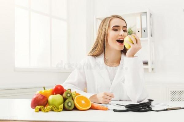 多吃麵條有益胃功能的恢復？醫生：這2件事或許才是“重中之重”