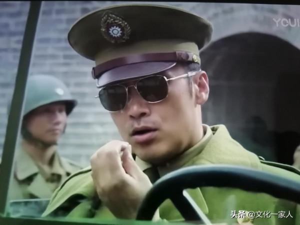 《風箏》與《懸崖》——高手過招,涇渭分明 《風箏》與《懸崖》——高手過招,涇渭分明