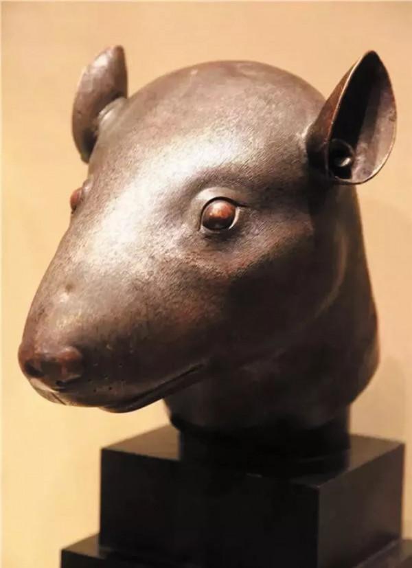 蔡銘超：拍賣會上叫價2.7億卻拒不付款，為何會成為“民族英雄”