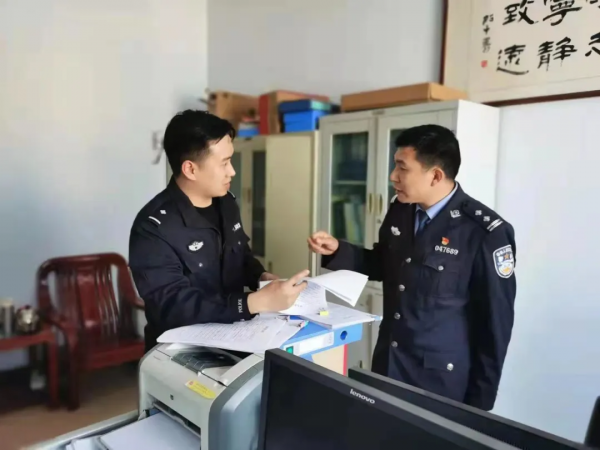 我家的黨史故事|原來這就是黨員的樣子 我家的黨史故事|原來這就是黨員的樣子