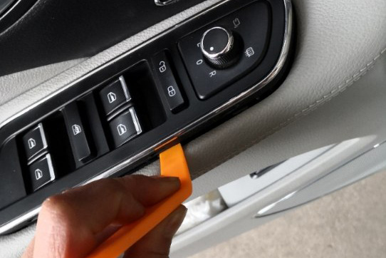 紅旗H7改裝車內氛圍燈，提升整體內飾環境氛圍效果！