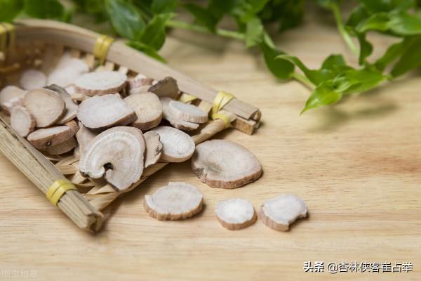 一劑養筋湯陰陽雙補、養筋柔肝，橫掃疼痛、麻木、抽筋、腰腿僵硬