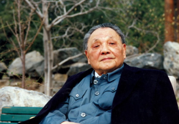 1950年後，全軍為何兩次百萬大裁軍？鄧小平：這是個得罪人的事情