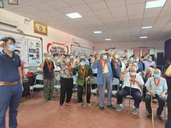 看著戰友犧牲,他沒有退卻 看著戰友犧牲,他沒有退卻