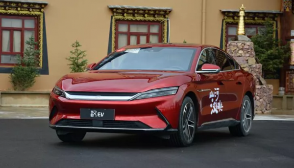 10月車企銷量排行榜 自主5家車企入榜 吉利汽車衝進第三名 10月車企銷量排行榜 自主5家車企入榜 吉利汽車衝進第三名