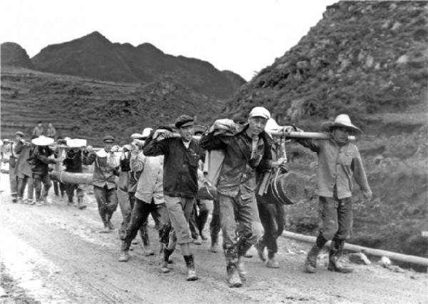 投入2000億、持續15年的三線建設，為什麼被鄧小平叫停？