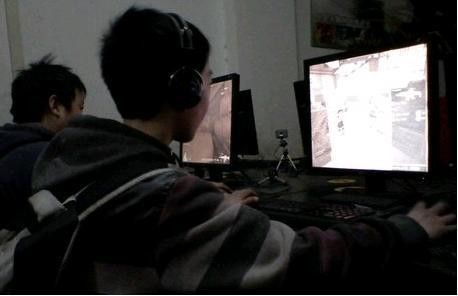 貴州13歲男孩考上985，茅臺為他資助4年學費，卻在1年後停止贊助