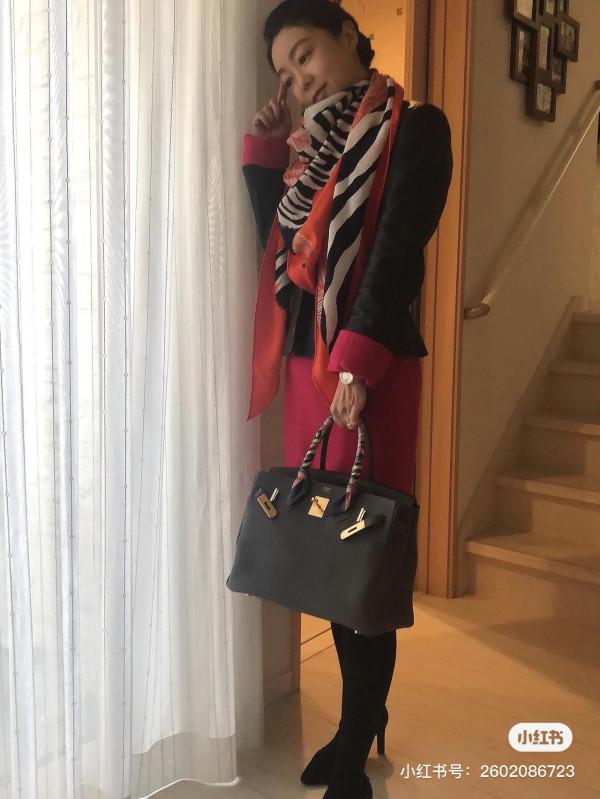 冬天喜歡有顏色的搭配