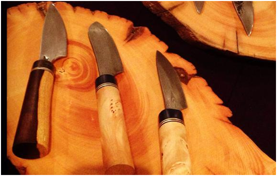 她的作品有點萌——記12歲的澳大利亞女刀匠萊拉·哈達德 她的作品有點萌——記12歲的澳大利亞女刀匠萊拉·哈達德