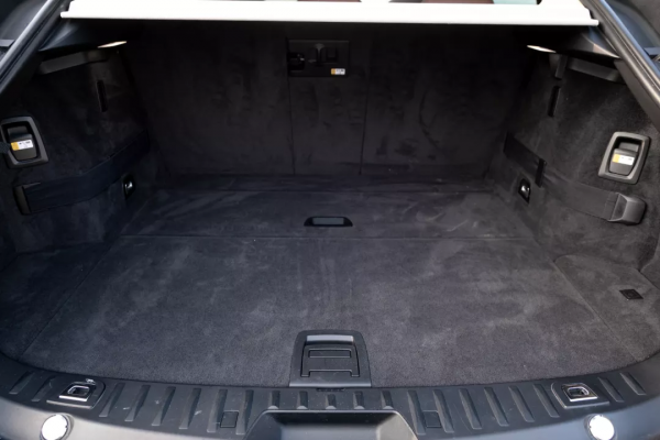 出於5系卻高於5系，二手528i GT深藏不露