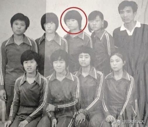 交際女王鄧文迪的“社交手段” 交際女王鄧文迪的“社交手段”