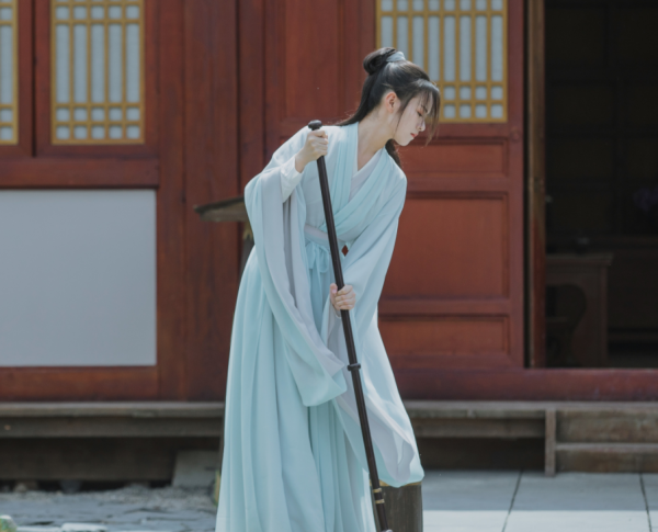 李庚希演“亡國公主”像丫環，劉詩詩、李沁才是傾國傾城