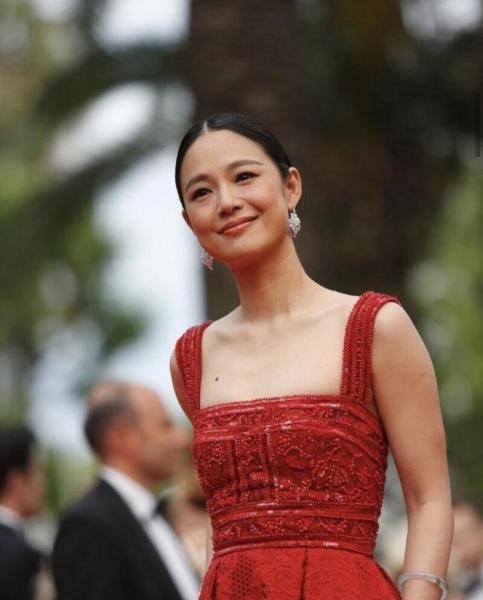 誰說婆媳是天敵?著名女星周韻與婆婆給你不一樣的答案 誰說婆媳是天敵?著名女星周韻與婆婆給你不一樣的答案