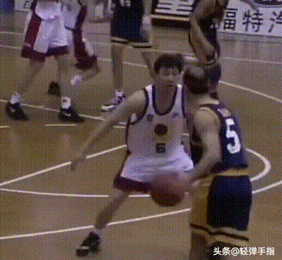 阿的江：被稱為中國魔術師，男籃首位新疆國手，曾遭國家隊除名
