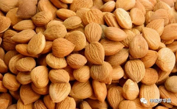 麻黃杏仁之伍，為肺病咳嗽、氣喘之常用對藥