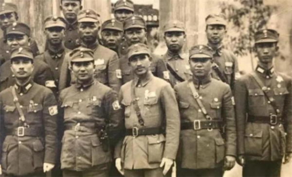 解讀：軍隊“副官”是什麼軍職？什麼級別的軍官才有副官