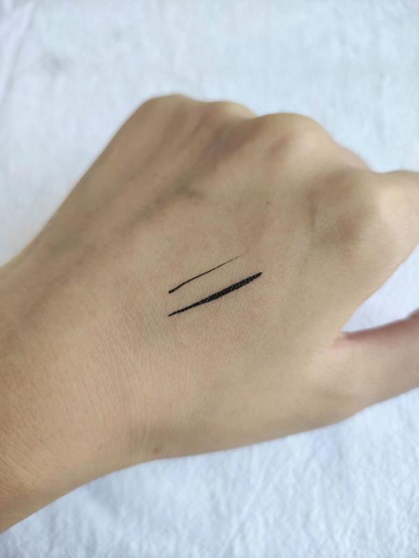 炒極好用又平價的兩支眼線筆