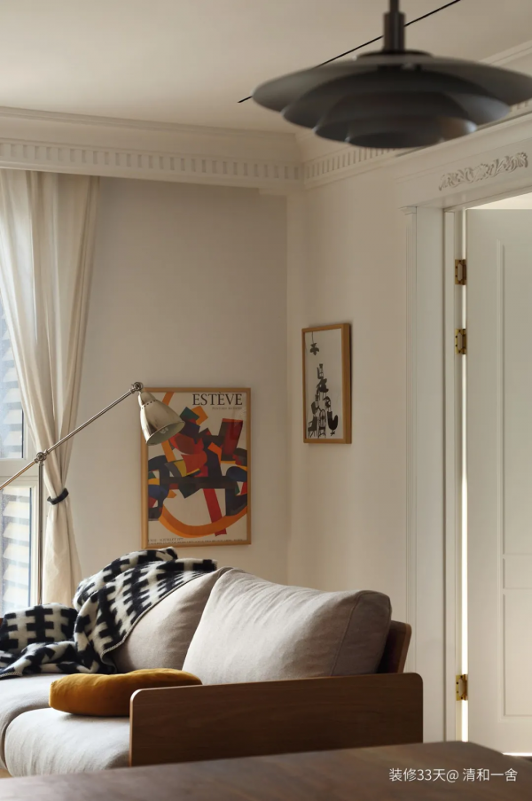 超棒採光+開放空間，誰不想有這麼個溫柔又有書香味的家呢？