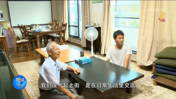 “下流老人”蝸居2㎡，撿垃圾做傢俱：我有兒有女，但老無所依