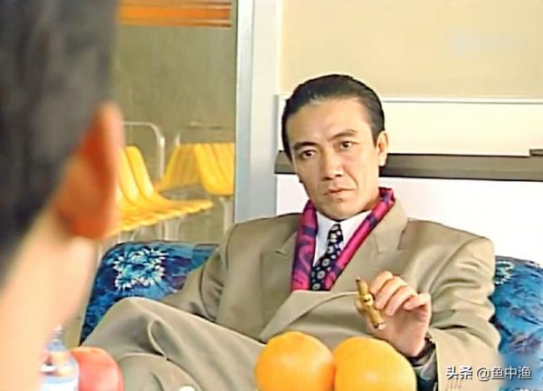 靠《亮劍》走上巔峰的李幼斌，拋棄20年糟糠之妻，迎娶三婚史蘭芽