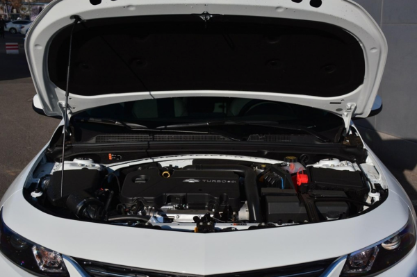 邁銳寶XL發動機故障燈亮，車主一定要重視，三種解決方法建議牢記