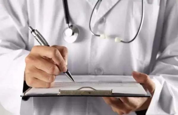 30多歲學霸女兒未婚，爸爸多次逼婚…醫生：問題已很嚴重