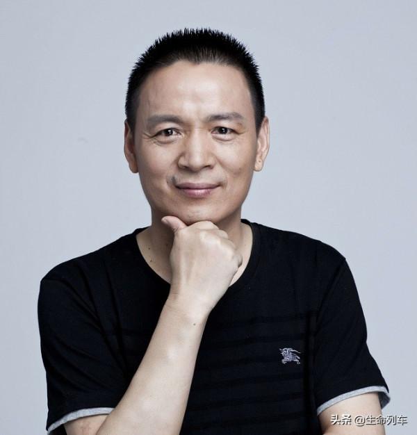 四川宜賓三大富豪，入圍門檻超20億，80後小夥從洗碗工逆襲成首富