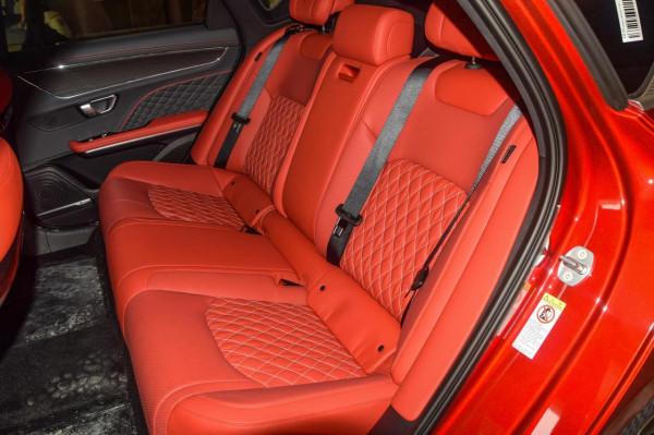 漢EV：中大型電動車，494馬力，破百3.9秒，續航里程550公里