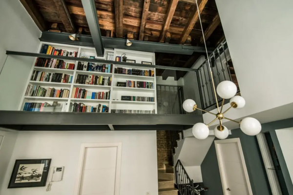 他買下舊廠房，朋友卻沒一個看好，完工逆襲90平復式樓人見人誇