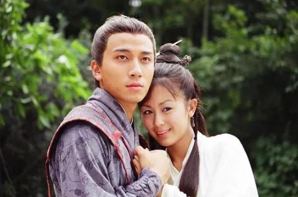 唐寧：8歲成大佬團寵，29歲嫁老男人，她經歷了什麼？