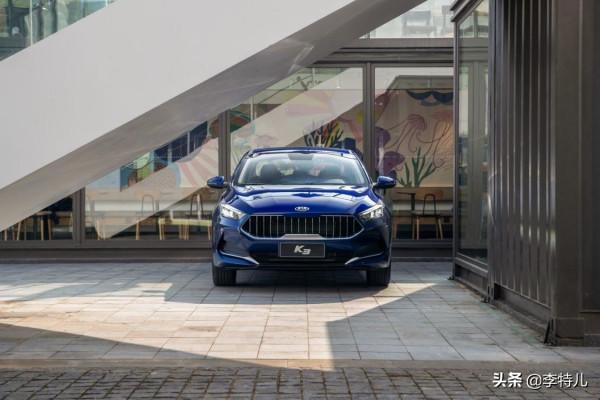 韓系家轎天花板?全新一代起亞K3對比現代全新伊蘭特 韓系家轎天花板?全新一代起亞K3對比現代全新伊蘭特