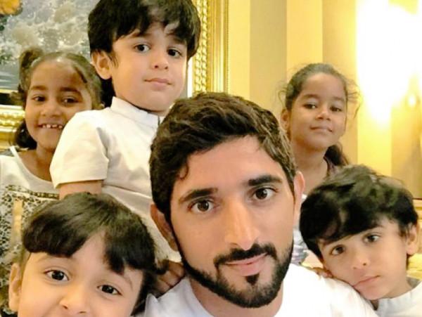 迪拜王儲真會玩浪漫!手寫信表白太子妃,感謝誕下一對龍鳳胎 迪拜王儲真會玩浪漫!手寫信表白太子妃,感謝誕下一對龍鳳胎