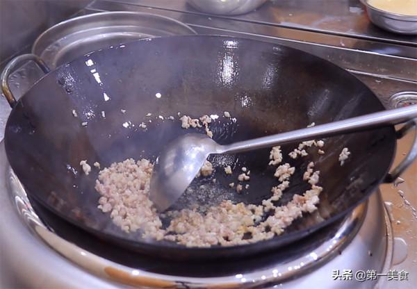 肉沫茄子怎麼做才好吃,廚師長分享小技巧,軟糯鹹香,營養又下飯 肉沫茄子怎麼做才好吃,廚師長分享小技巧,軟糯鹹香,營養又下飯