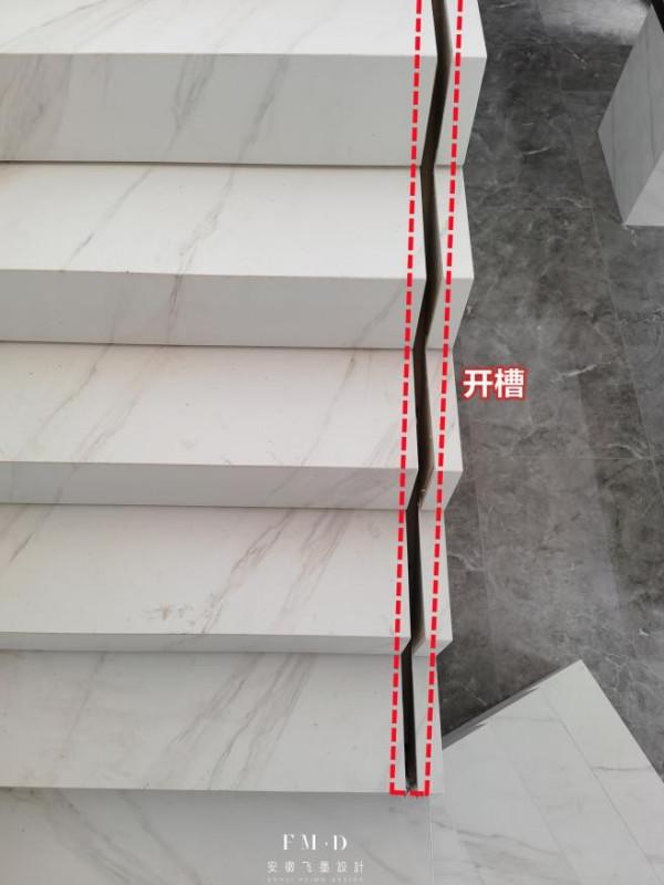 比起大理石我更喜歡巖板，能上牆能鋪樓梯，花紋漂亮規格大也耐磨