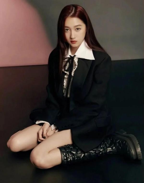 有人說關曉彤是全世界最好的女孩