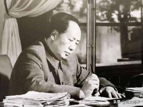 毛主席題詞“提高警惕,保衛祖國”的由來 毛主席題詞“提高警惕,保衛祖國”的由來